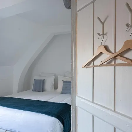 Avec Vue Sur Le Port Apartment