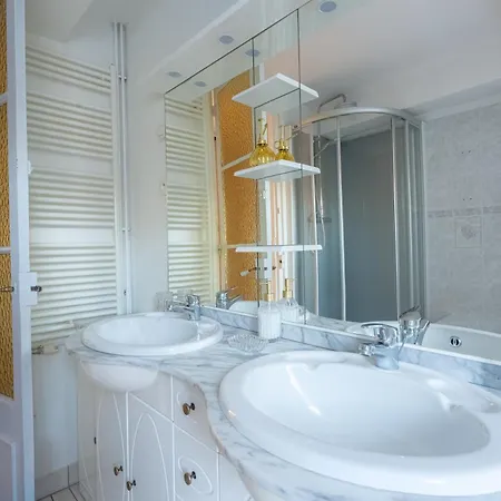 Avec Vue Sur Le Port דירה הונפלר